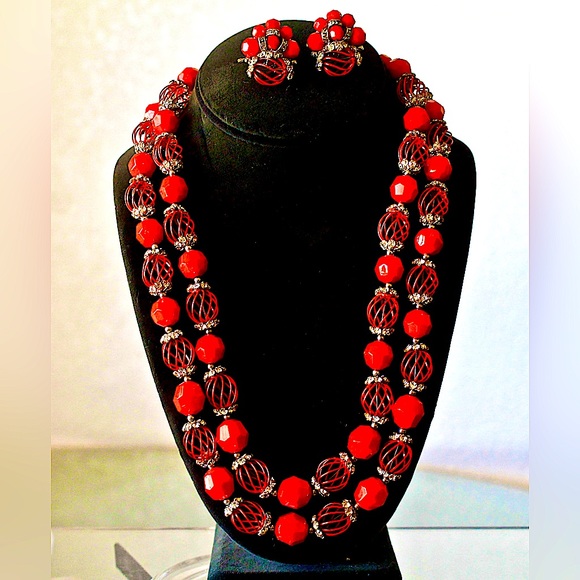 VENDOME 2 STRAND NECKLACE & EARRINGS RED SILVER VINTAGE CRYSTAL - Picture 4 of 10